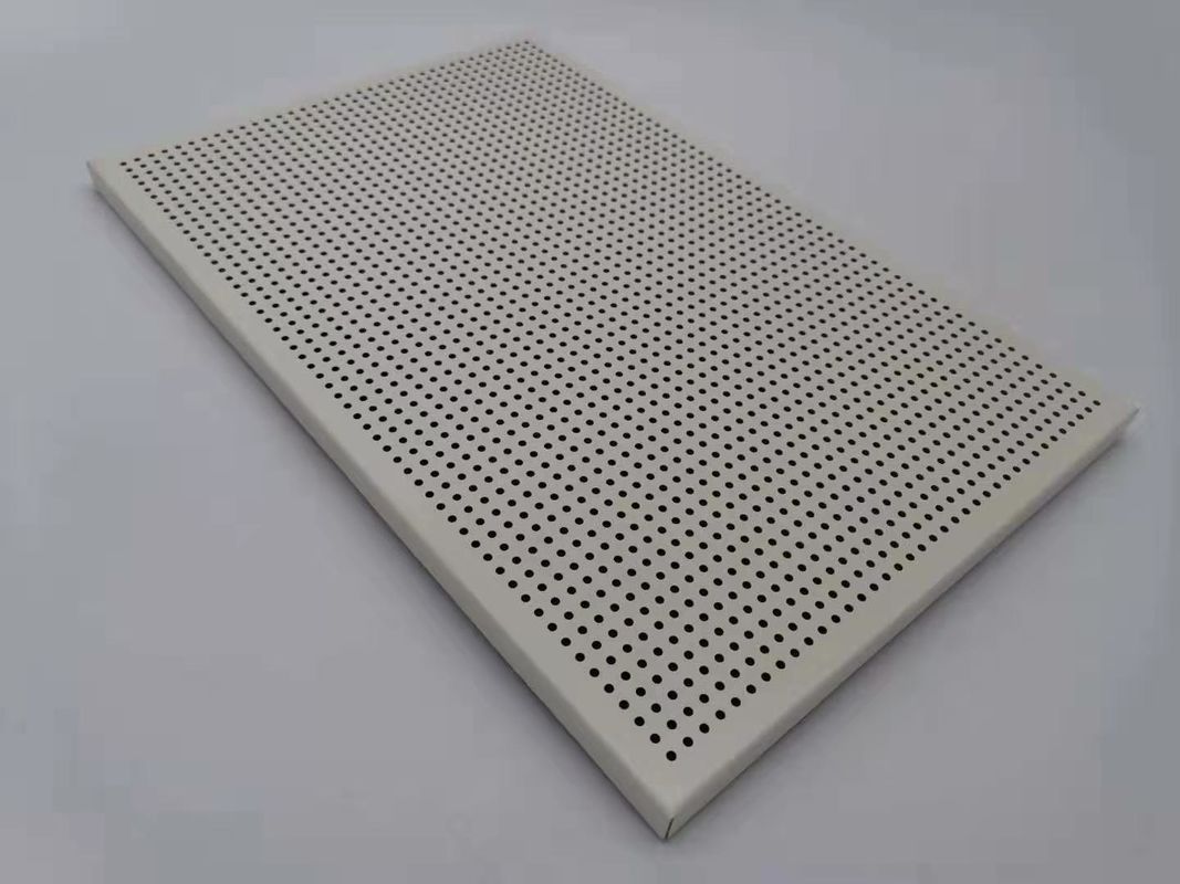 Bảng điều khiển phức hợp nhôm đục lỗ màu trắng 2000x10000mm cho trần nhà