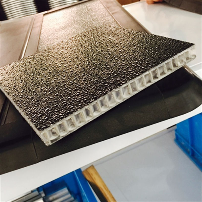 Bảng điều khiển bánh mì tổ ong FRP nổi chống tia cực tím cho sàn xe tải bìa Tonneau
