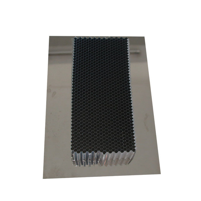A3003 Vật liệu xây dựng lõi tổ ong bằng nhôm A3003 Bảng điều khiển bánh sandwich cho dự án trung tâm mua sắm
